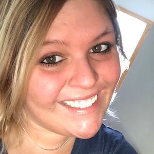 Meet your Posher, Krystal